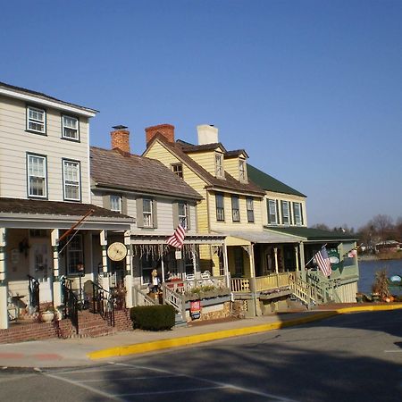 Inn At The Canal Bed & Breakfast Chesapeake City ภายนอก รูปภาพ