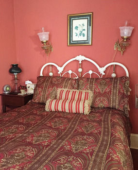 Inn At The Canal Bed & Breakfast Chesapeake City ภายนอก รูปภาพ