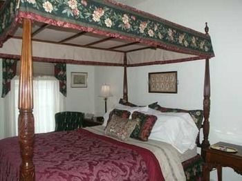 Inn At The Canal Bed & Breakfast Chesapeake City ภายนอก รูปภาพ