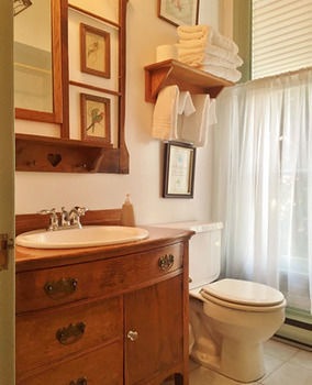 Inn At The Canal Bed & Breakfast Chesapeake City ภายนอก รูปภาพ