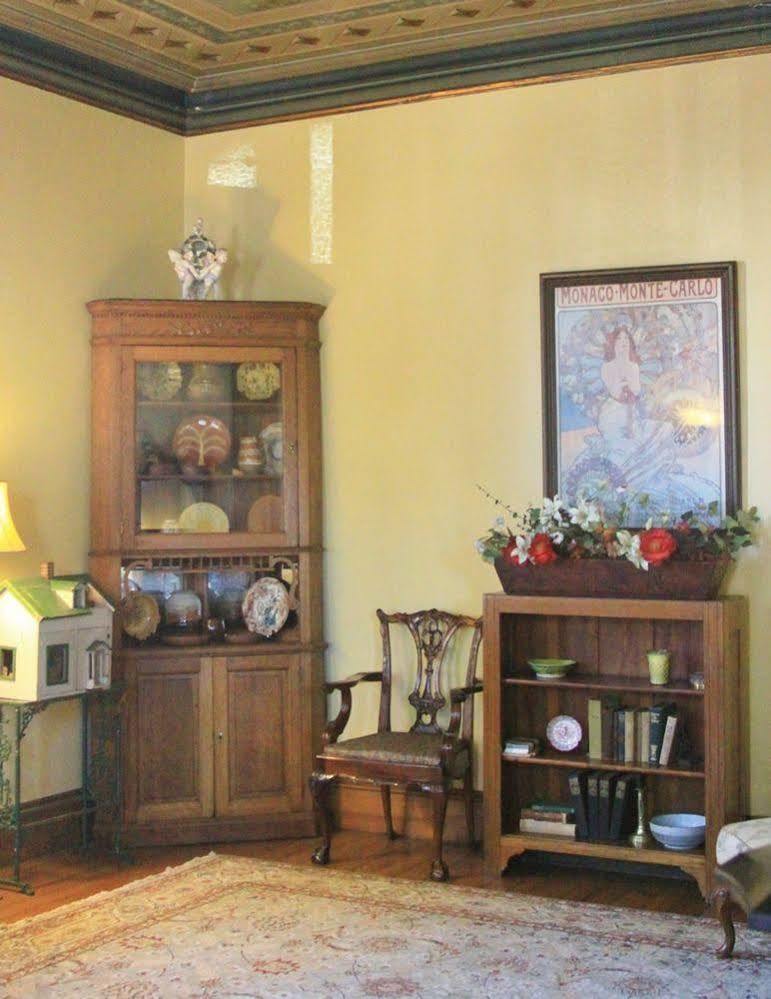 Inn At The Canal Bed & Breakfast Chesapeake City ภายนอก รูปภาพ