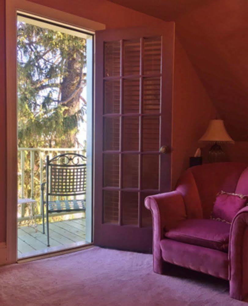 Inn At The Canal Bed & Breakfast Chesapeake City ภายนอก รูปภาพ